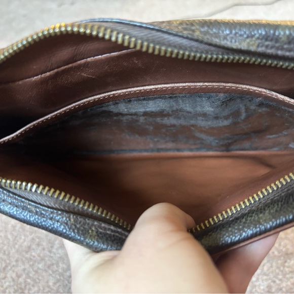 Auth LOUIS VUITTON Monogram Compiegne 23 Clutch Bag - Picture 14 of 15